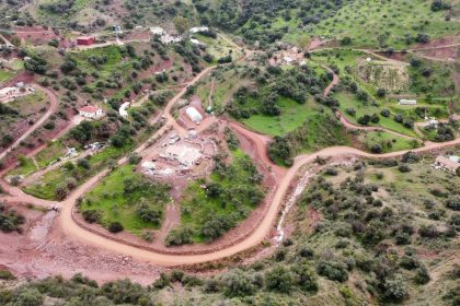 12af1f94f57c6e9fa565d14f738a8606 - 27