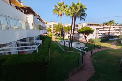 154336208692d9a87cdf401cd2ba30f3 - 12