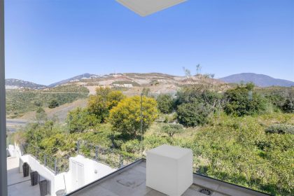 17c2be90e7191c9baa15c9115f156450 - 21