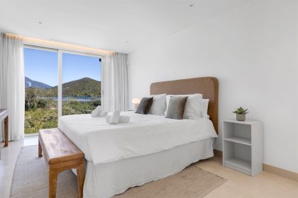 17c2be90e7191c9baa15c9115f156450 - 24