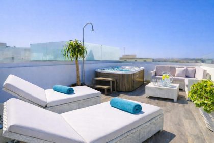 17e14f232de7e81c2251e91bcc99c9ff - 20