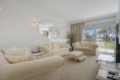 1f6c695a558a0a8fd4b7cdd28efdc909 - 11