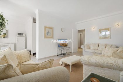 1f6c695a558a0a8fd4b7cdd28efdc909 - 13