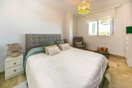 1f7939ffbf427f8daf6b3a2e6d8e5307 - 12