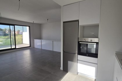 21cca01529df64353ab345bb96e68efa - 14