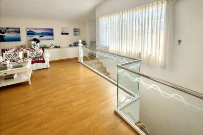 2352e7677a32a31d508ed54b234313bd - 26