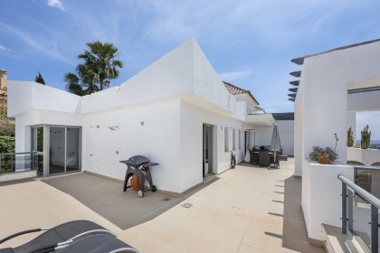 23e8ff35e102c714d8cd51cc16efd0f7 - 27