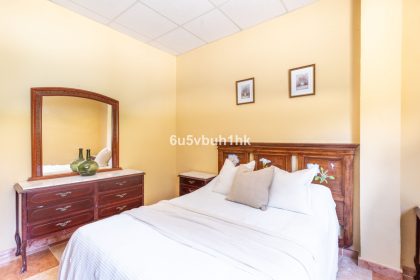 2aaaf955b474bd407a42323886d896f7 - 11