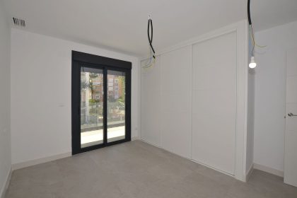 2bd267a5e90a49bda897f923ad1b7931 - 12