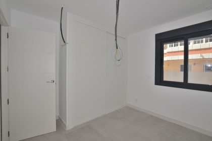 2bd267a5e90a49bda897f923ad1b7931 - 17