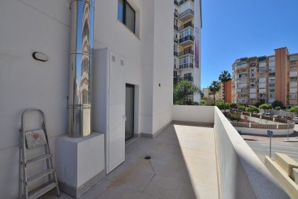 2bd267a5e90a49bda897f923ad1b7931 - 23