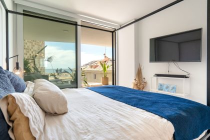 2d142578877a9be5d95eb7560221c177 - 12