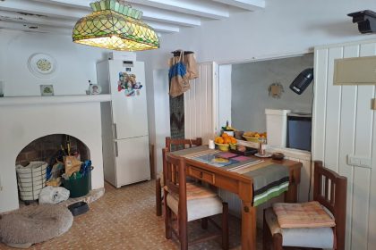 377fdbfa3c28e4f693e67e045f8f907e - 18