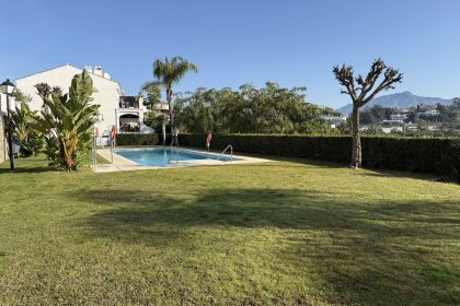 37ffd20271104d54391a618fb1e125df - 38