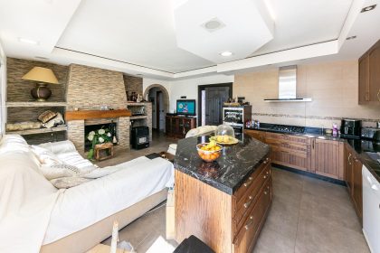 3c90ac1db602e61961ab9d34eeea5752 - 21