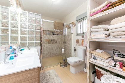 3c90ac1db602e61961ab9d34eeea5752 - 23