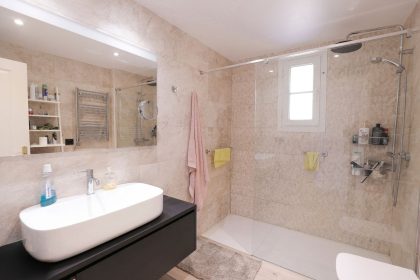 3dbdaf3225f4b227411e8663c8b5981f - 20