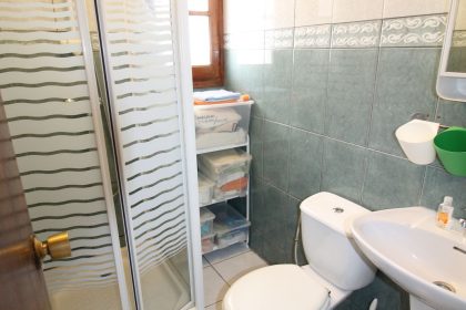 437964f0a335b14263be520e406cb637 - 9