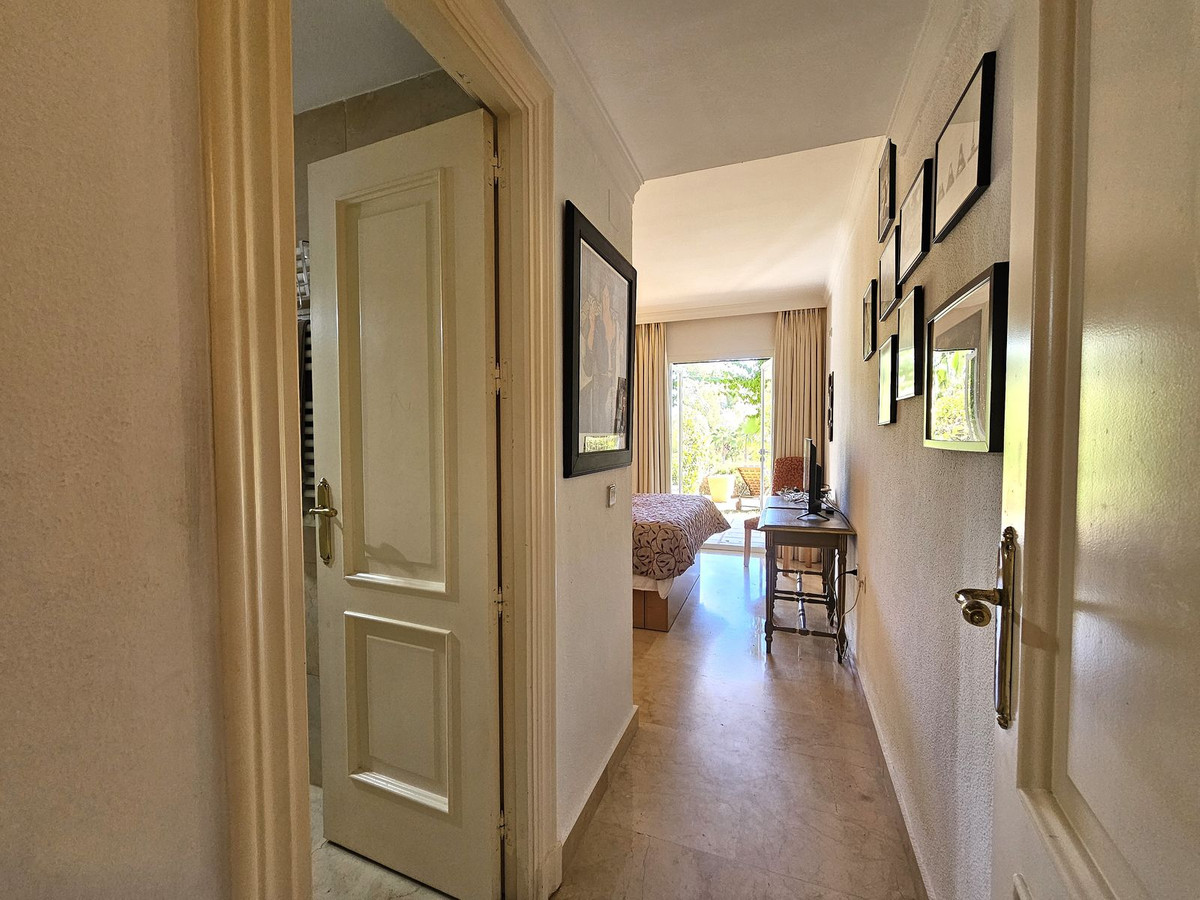 49b10904b26f7964d3ff291eb9d1d05a - 16