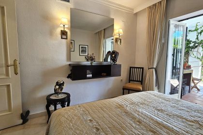 49b10904b26f7964d3ff291eb9d1d05a - 19