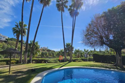 49b10904b26f7964d3ff291eb9d1d05a - 24