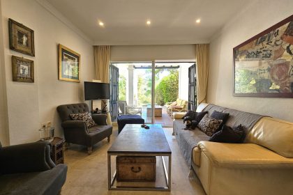 49b10904b26f7964d3ff291eb9d1d05a - 9