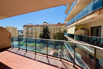 4cbf24cdb545049b8bec9ed71cb23f79 - 16