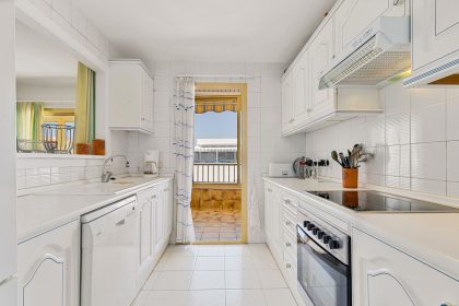 4dc0363364518c99e42141d338cfd687 - 11