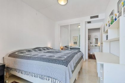 4dc0363364518c99e42141d338cfd687 - 12