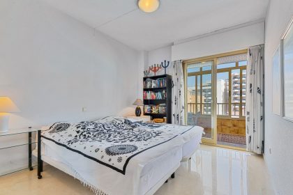 4dc0363364518c99e42141d338cfd687 - 19