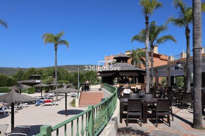 53f86a26d6212b9481e5b5777dd89fd6 - 12