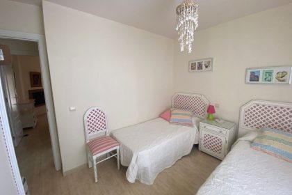 56a44b64bf2df862c318f2f499240aa4 - 10