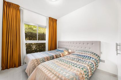 572e56a68170da2ab7a09509f9e72c19 - 19