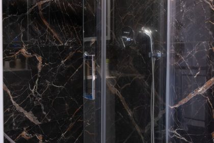 5b9db6c4749e4d9485aa154f572361b4 - 17