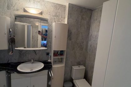 5be73b2304986c31274eee4b5fb95396 - 12