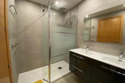 5c08cfeb3d1575f1f0ddb8fa79543693 - 13