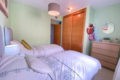 5c08cfeb3d1575f1f0ddb8fa79543693 - 15