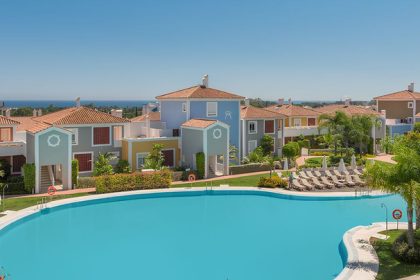 5c08cfeb3d1575f1f0ddb8fa79543693 - 22