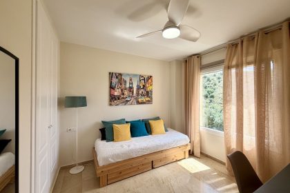 5c13768ab2dc1a7bb76df28b49f9206b - 13