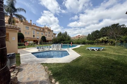 5c13768ab2dc1a7bb76df28b49f9206b - 23