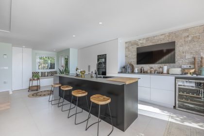 5c6f7365ee465c63202ac8626870eff6 - 11