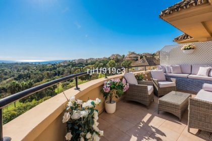 5f097f64d527d83497a8c53166b3bc66 - 1