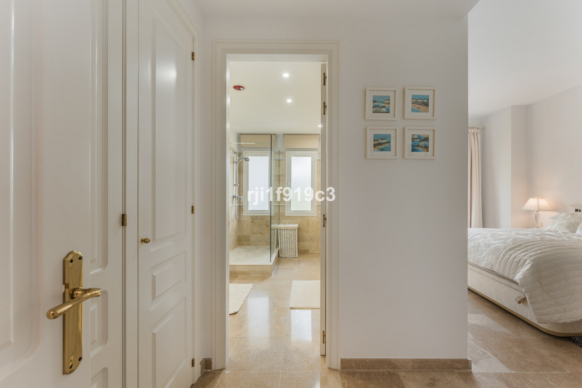 5f097f64d527d83497a8c53166b3bc66 - 19