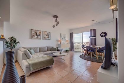 5fbe939f0803cb7e0ce1b5f973fbfcb7 - 22