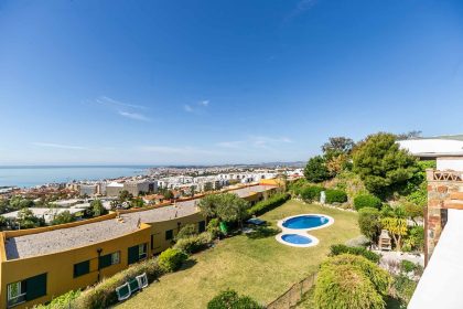 5fbe939f0803cb7e0ce1b5f973fbfcb7 - 45