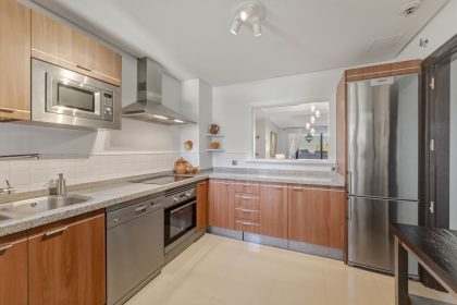 651b079f8dae12a2d1119c4a1a5c5e35 - 5