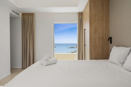 69d2624bd64dbaf4abf292703fbb07b1 - 19