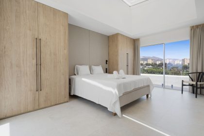 69d2624bd64dbaf4abf292703fbb07b1 - 28