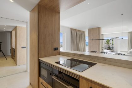 69d2624bd64dbaf4abf292703fbb07b1 - 42