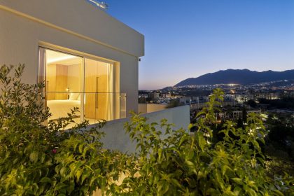 69d2624bd64dbaf4abf292703fbb07b1 - 5